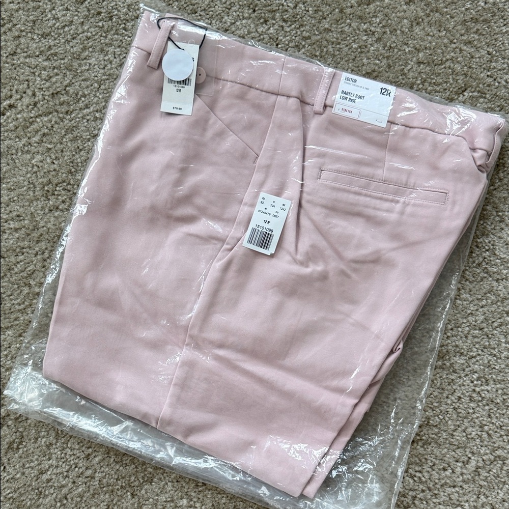 NWT! Express Editor - Barely Boot Low Rise Pants.